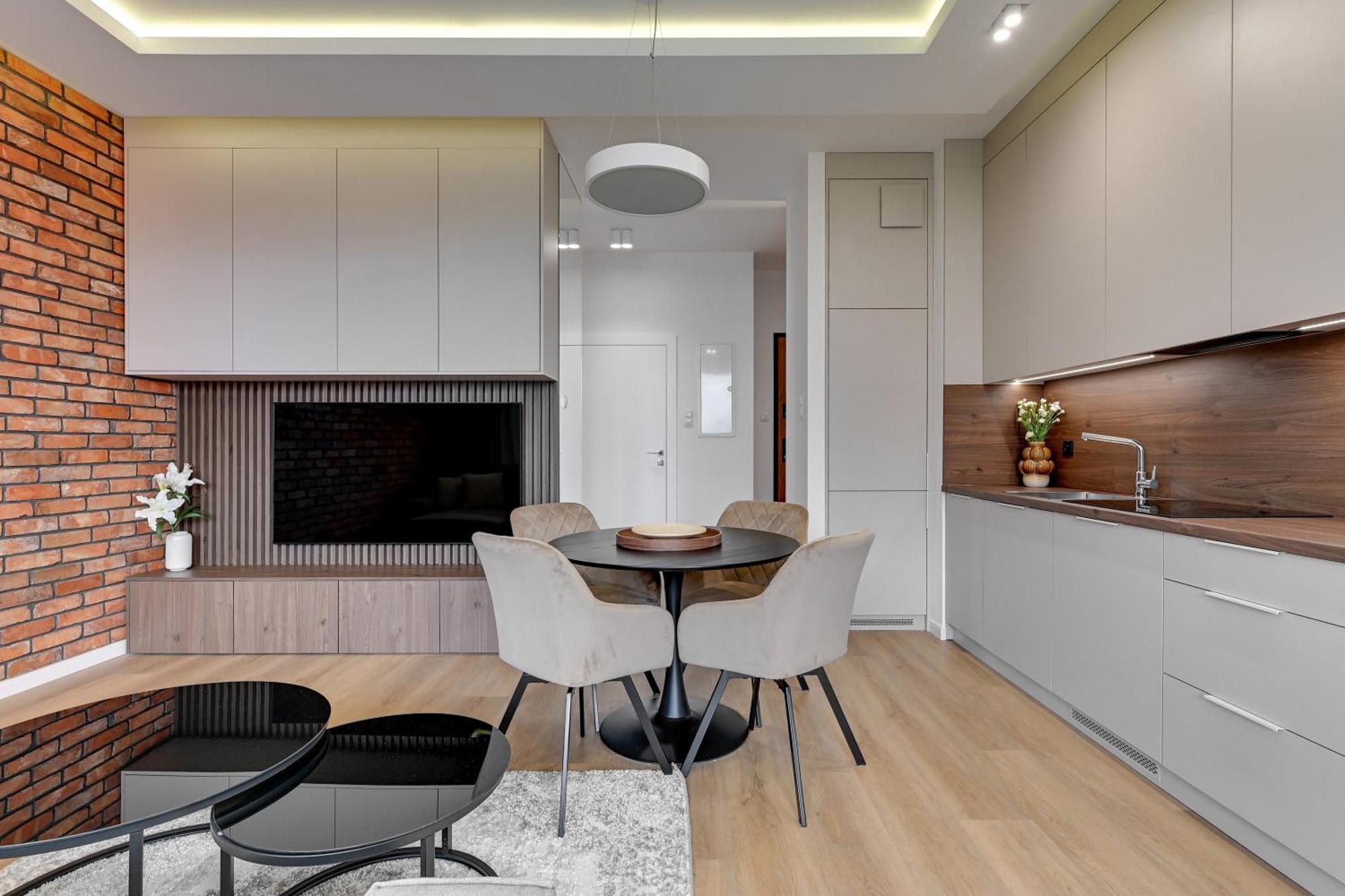 Brabank Riverside - Sauna, Business & Gym By Downtown Apartments غدانسك الغرفة الصورة