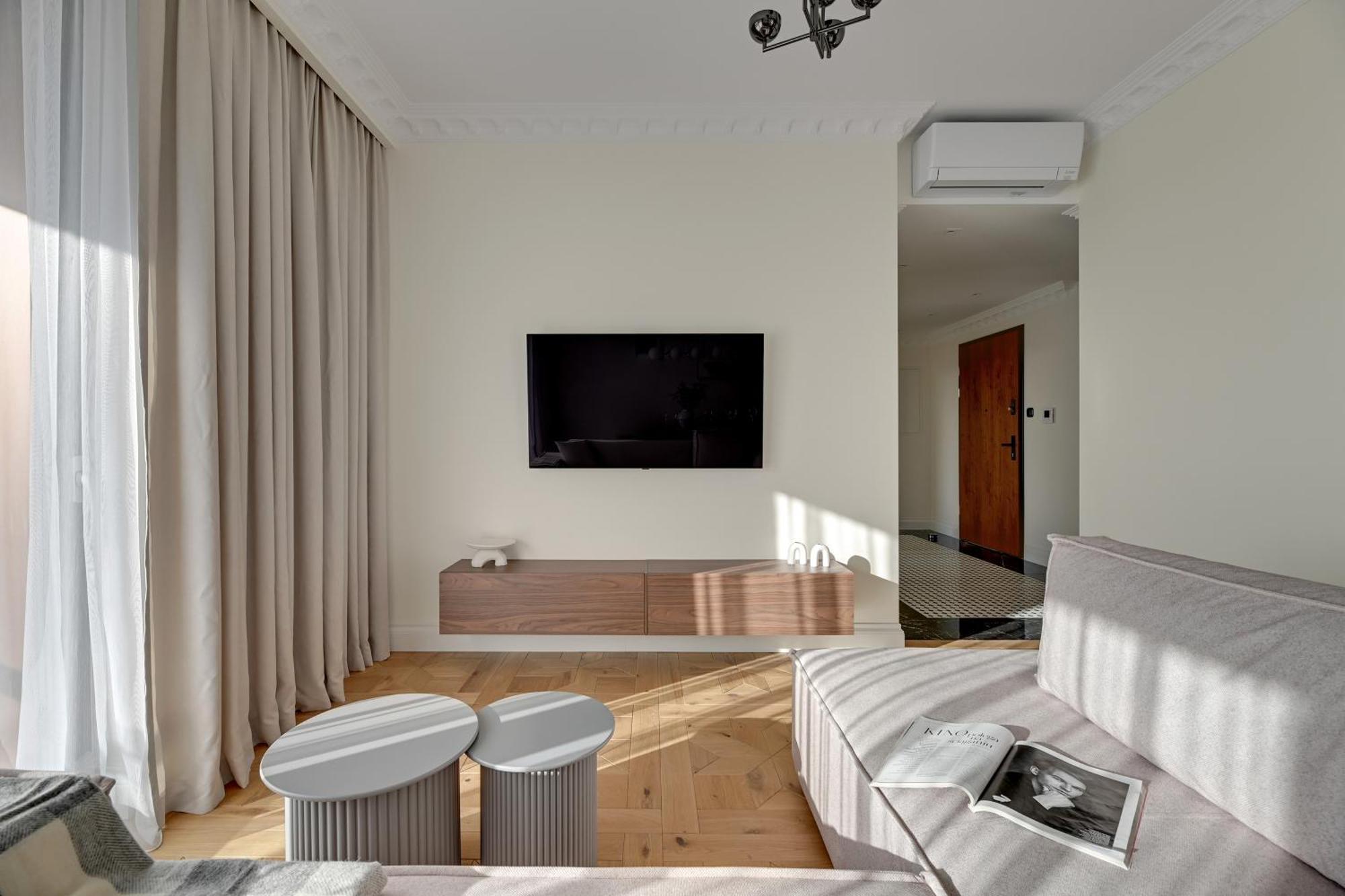 Brabank Riverside - Sauna, Business & Gym By Downtown Apartments غدانسك الغرفة الصورة